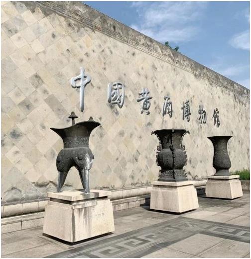景区“人挤人” 这份安全旅行攻略请收好