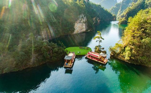 旅游业更好服务美好生活