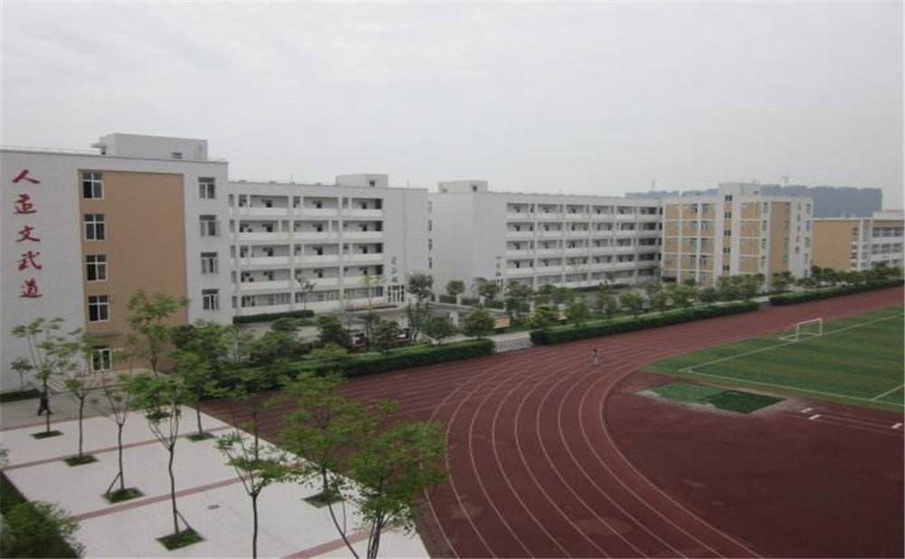 郫都三中特举办“压力大作战”主题团体心理辅导活动