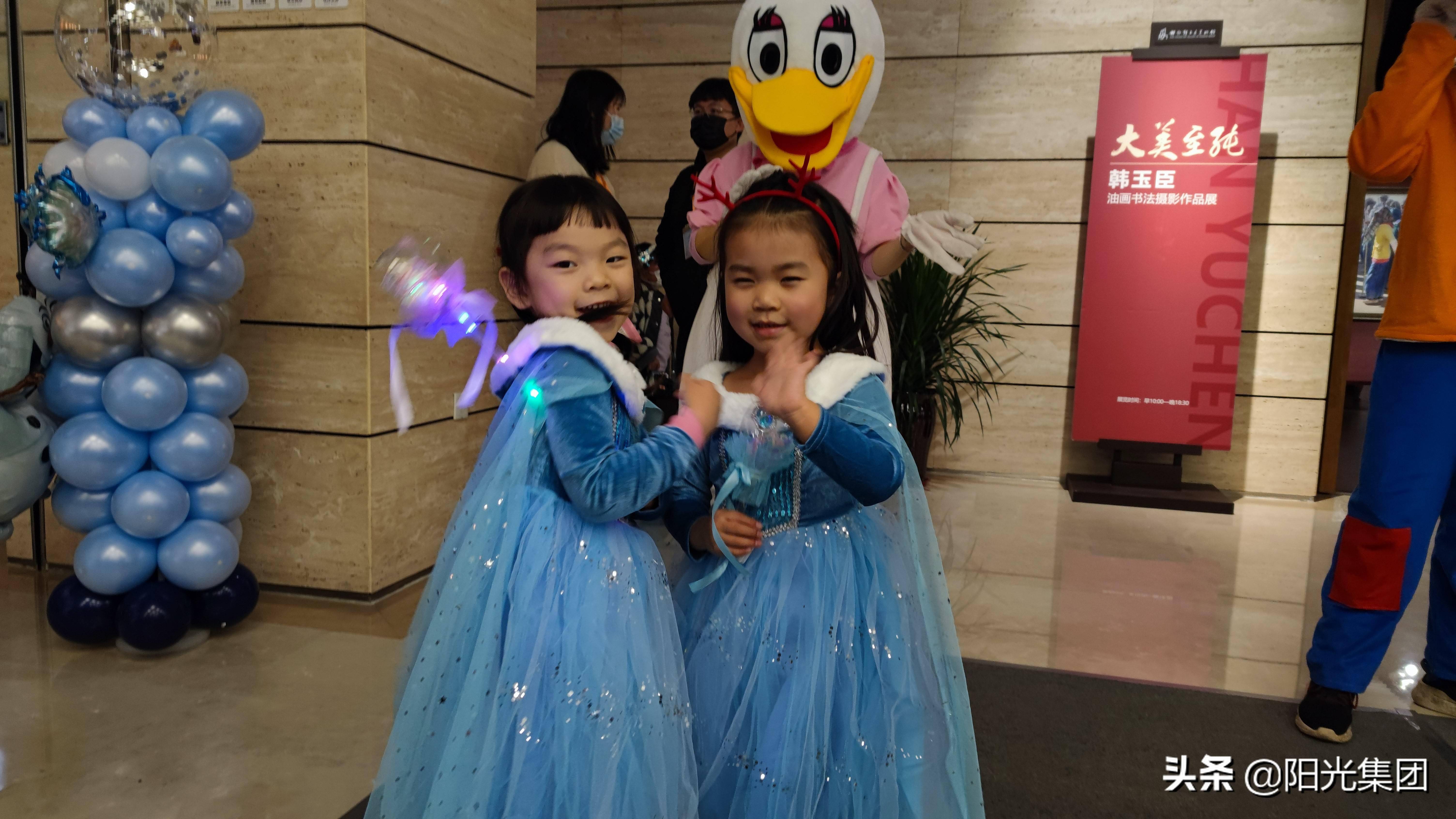 迎“六一” 萌娃上演变装秀