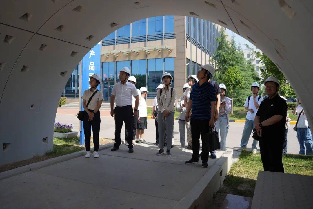 “安全科技之旅——走进安科基地”活动举办