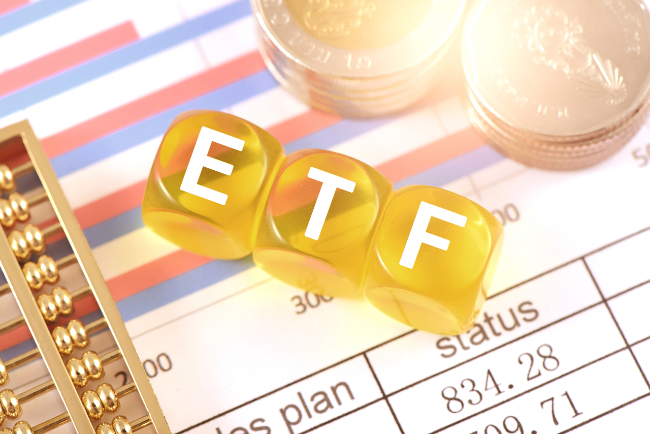 ETF午评丨教育板块下挫，教育ETF跌3.71%