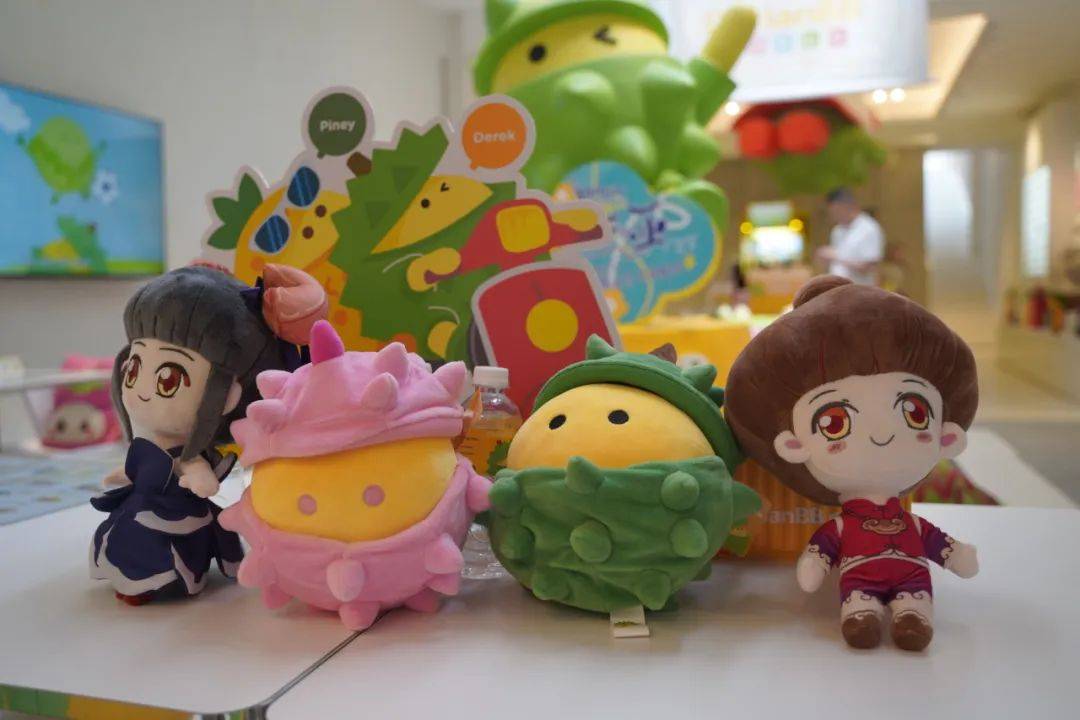 投资7700万元在马来种榴莲，去年亏损33.8万元！官微发文带火股价，宏辉果蔬股债涨停