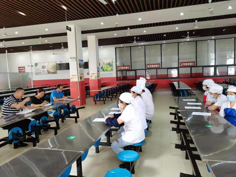 以心唤“新” 共筑教育梦——彭州市隆丰中学新教师培训篇章之一