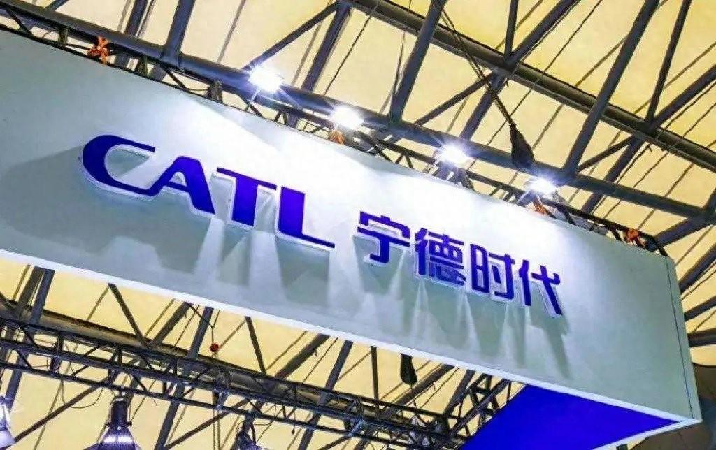 宁德时代登顶公募第一股 ETF资金成主要推手