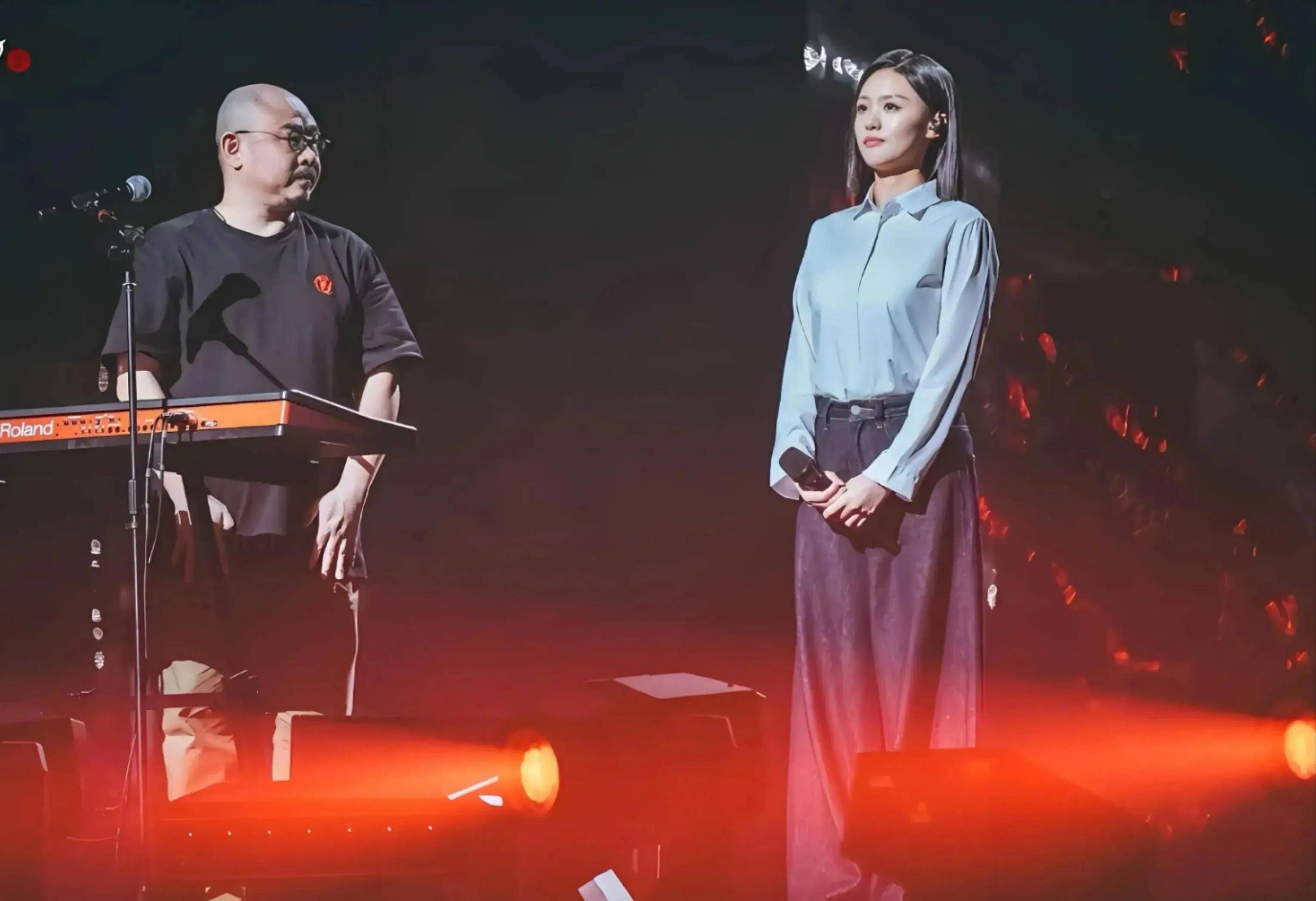 同频共振创非凡 并肩同行铸新篇