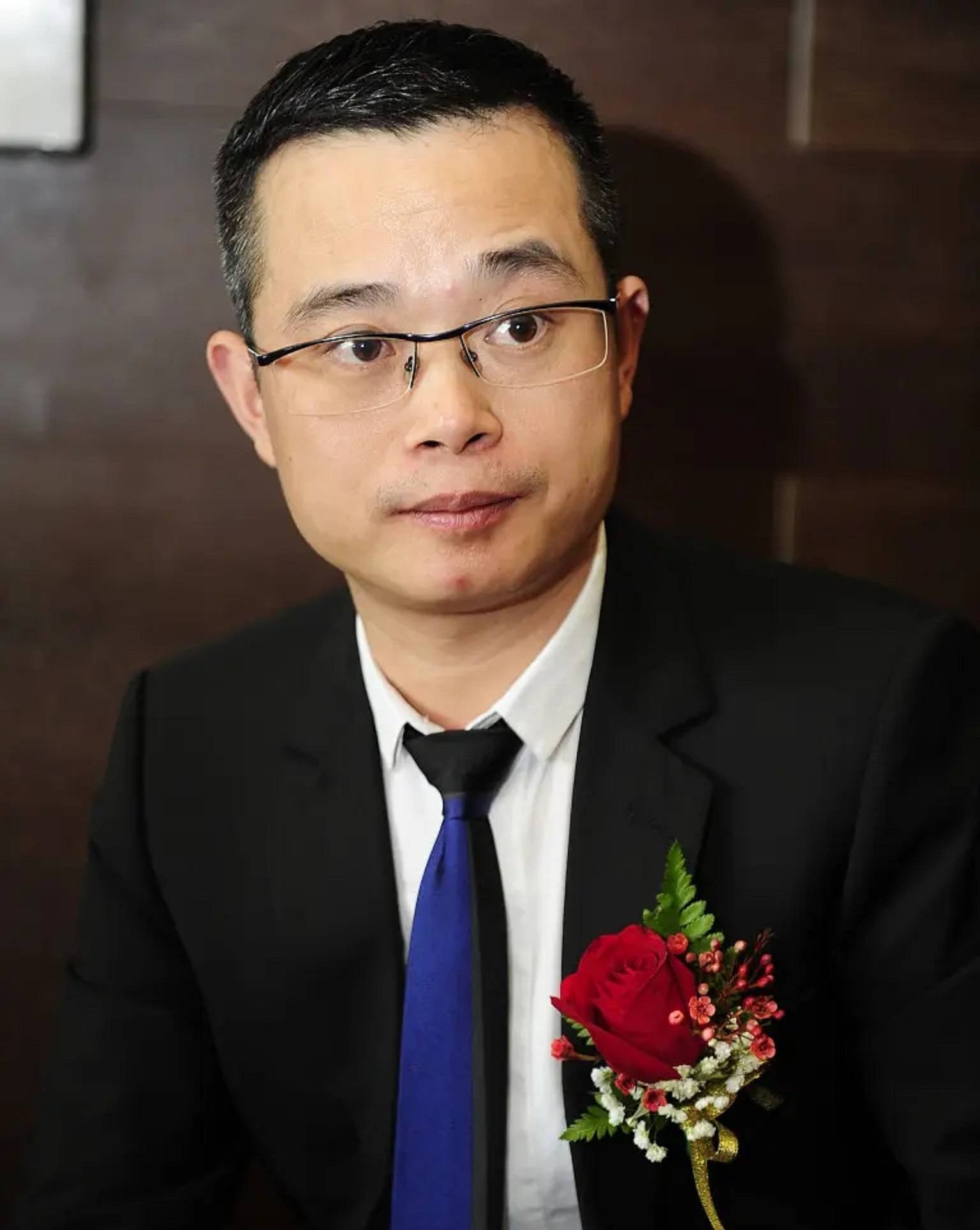 两连板！董事长套现3.77亿后，永辉超市再涨停