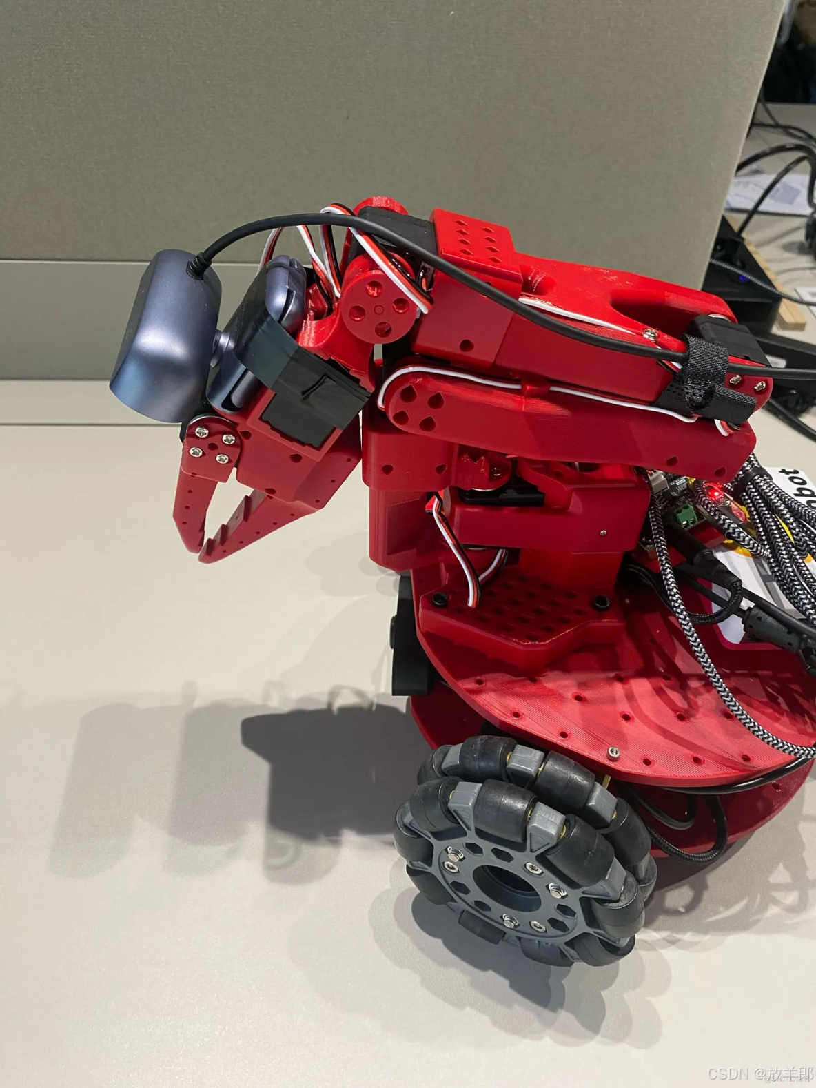 领益智造北京具身智能超级工厂启动！机器人ETF(562500)震荡冲高，克来机电领涨超9%