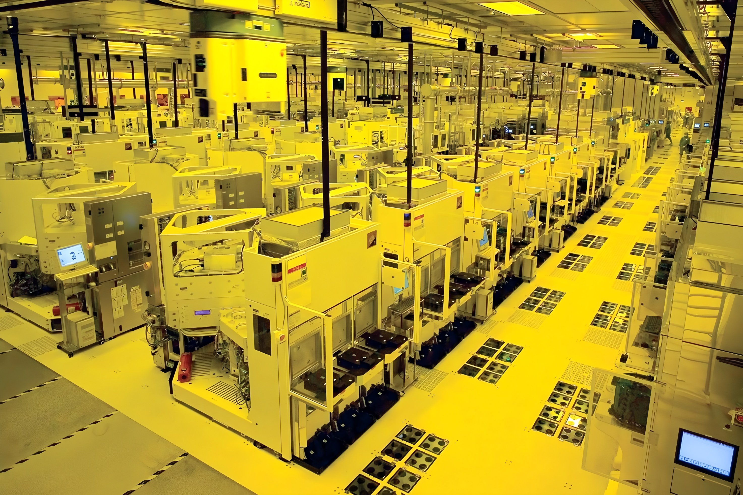 AI基础设施建设加速，英伟达液冷供应商财报超预期，同类费率最低创业板人工智能ETF华夏（159381）涨超4%