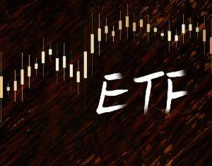 国证新能源电池指数领涨市场,储能电池ETF易方达(159566)获资金大笔加仓